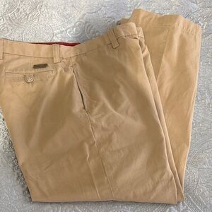 Dockers Men's Khaki Chinos